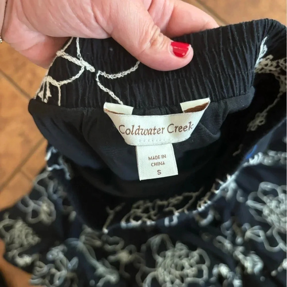 Coldwater Creek Embroidered Black Skirt Size Small - Picture 2 of 4